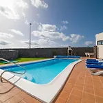 Palmera Villa *